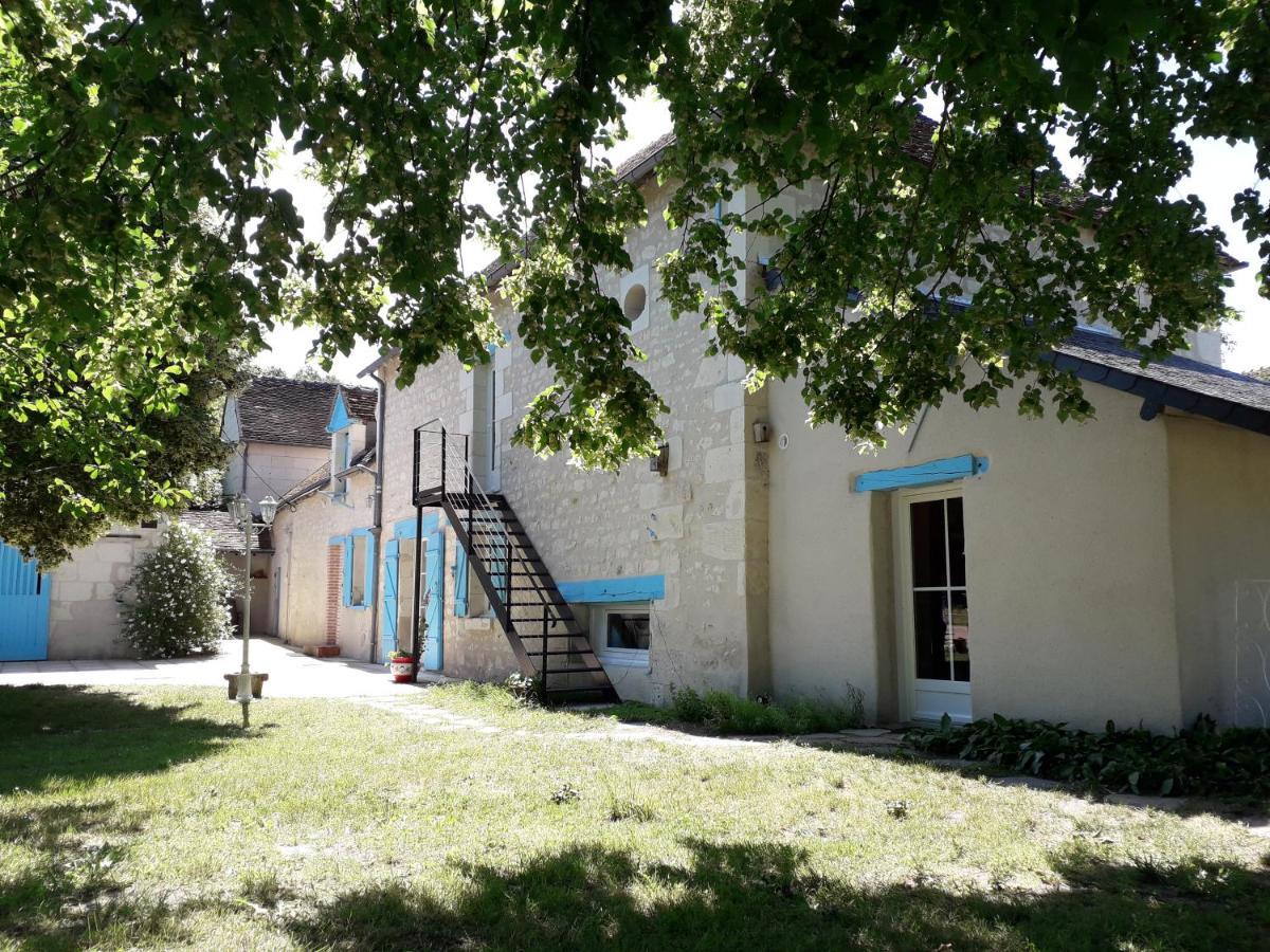 Le Moulin Bleu Bed & Breakfast Seigy Eksteriør bilde
