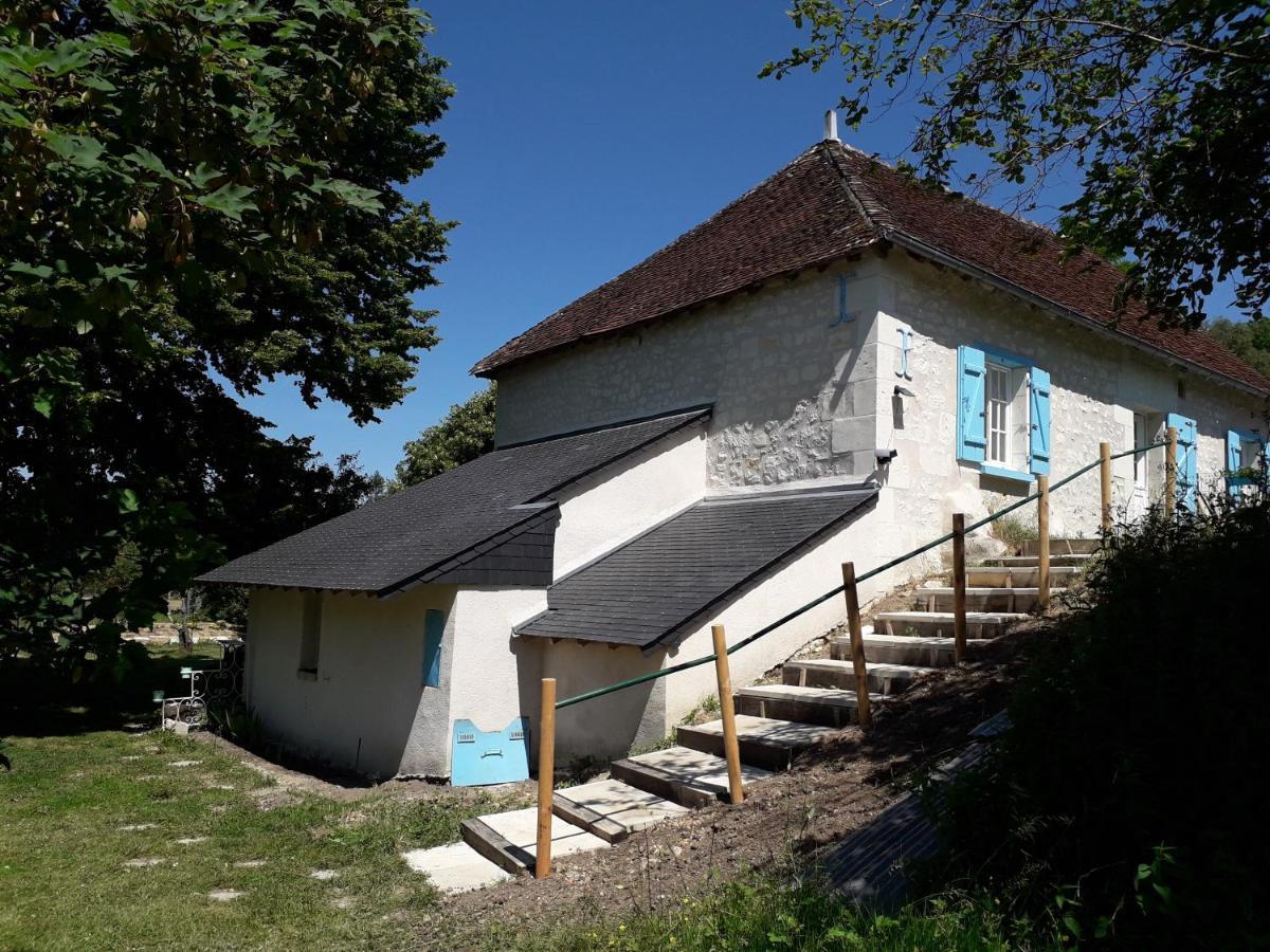 Le Moulin Bleu Bed & Breakfast Seigy Eksteriør bilde