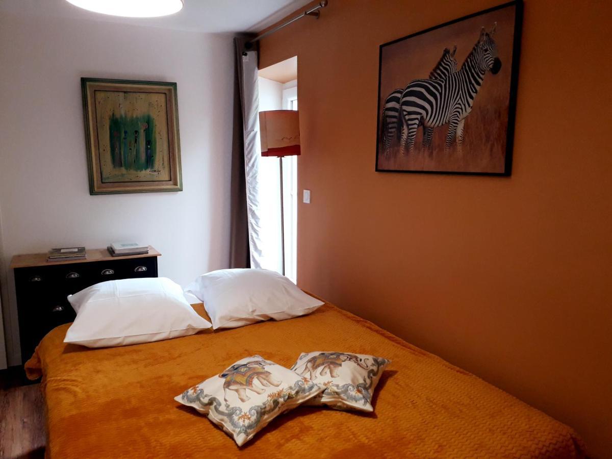 Le Moulin Bleu Bed & Breakfast Seigy Eksteriør bilde