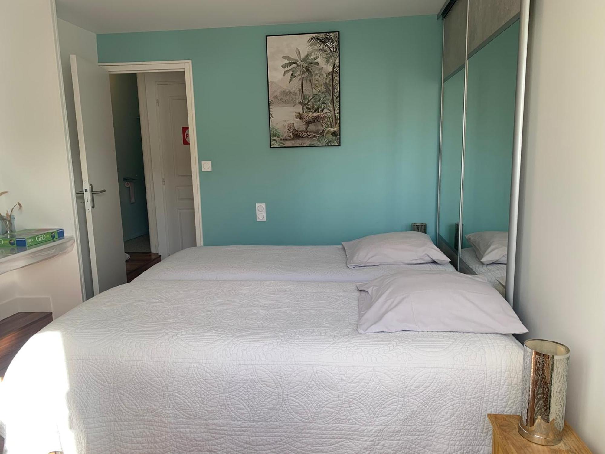 Le Moulin Bleu Bed & Breakfast Seigy Eksteriør bilde